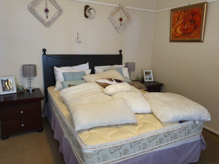 To Let 4 Bedroom Property for Rent in Jordania Free State